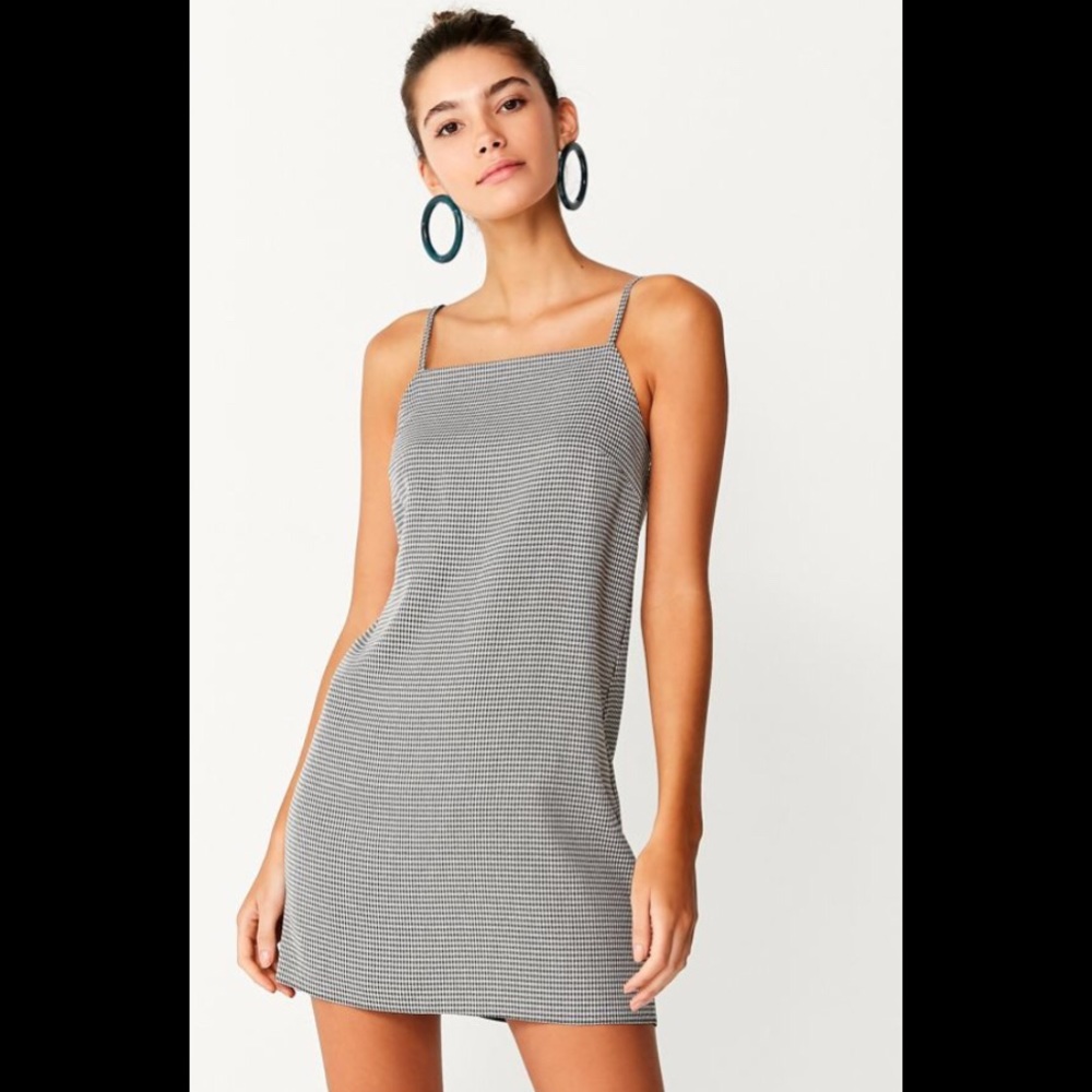 XSOLDX Urban Outfitters Oh My Love Mini Dress - Picture 2 of 8